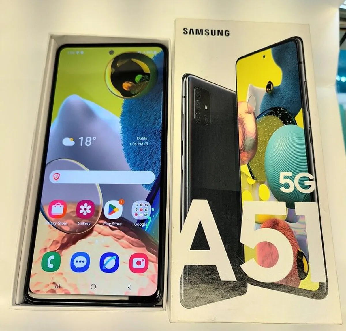 Samsung Galaxy A51 5G - 128GB - Black - Dual Sim (Factory Unlocked) Used/ Perfect - Image 4