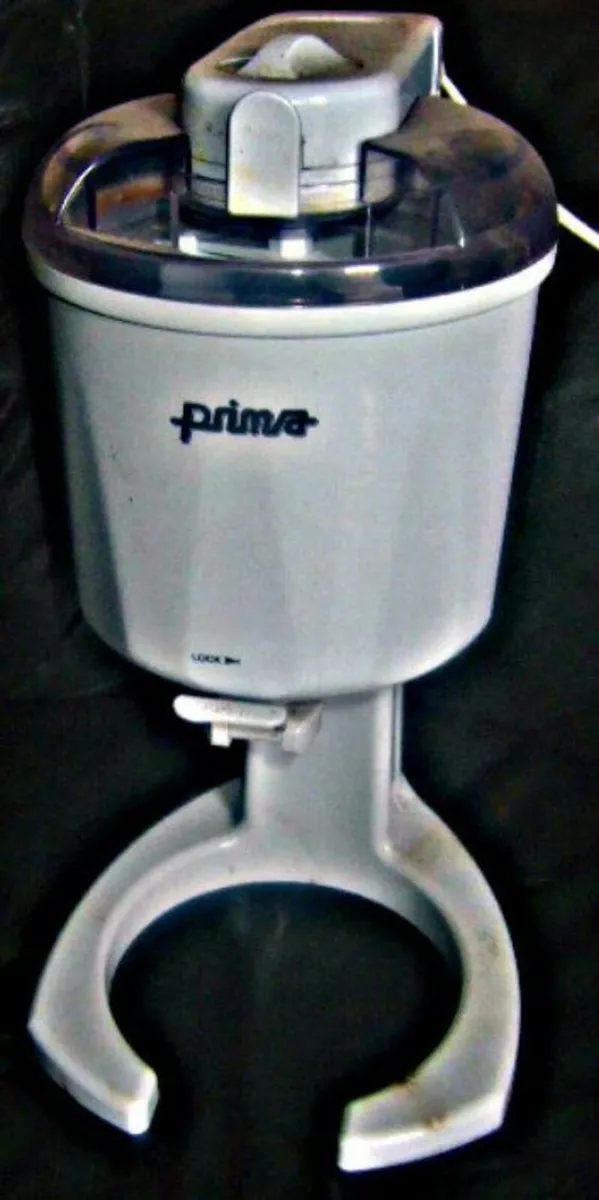 Brand New and Perfect Soft Ice Cream Machine - Image 3