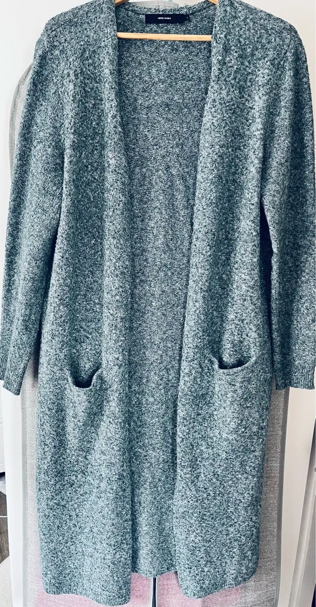 Two cardigans & Corset XL - Image 3