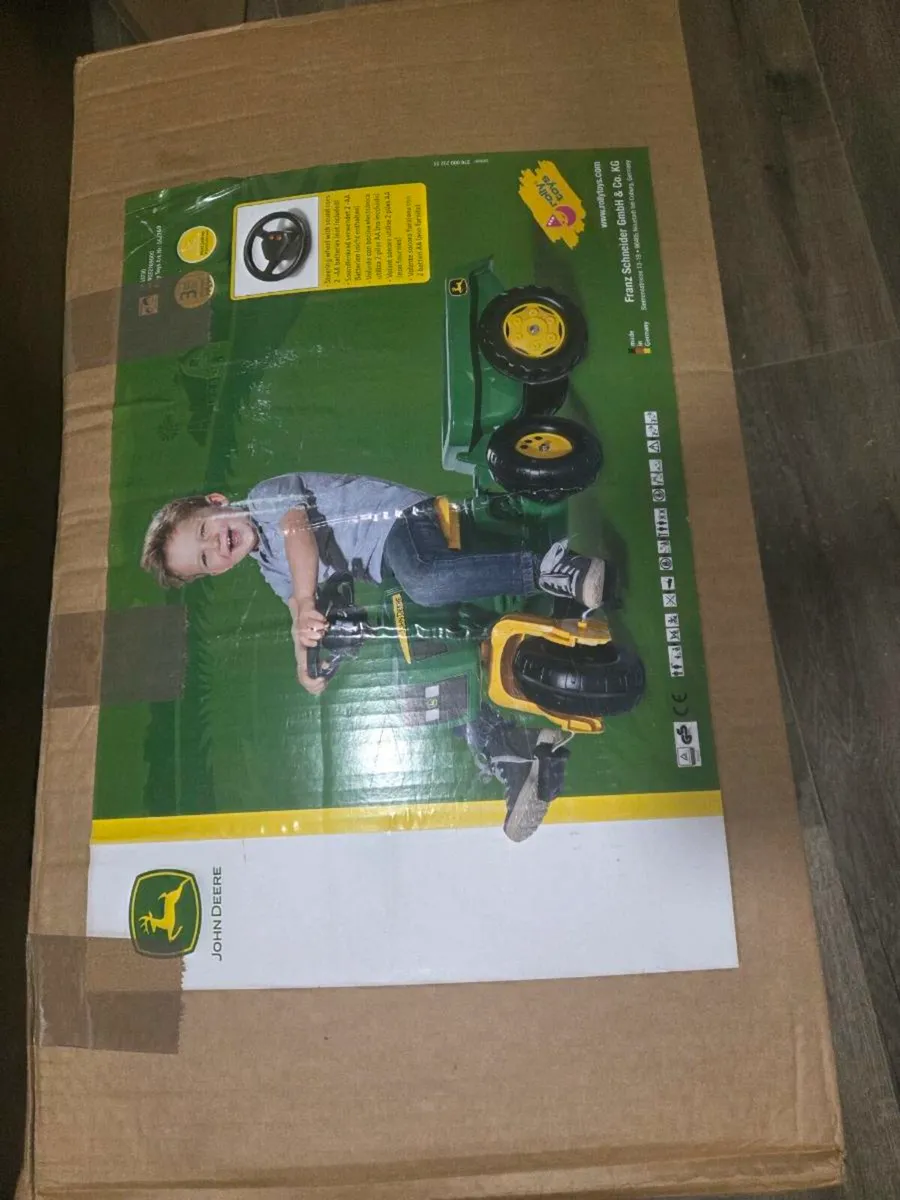 Kids John Deere tractor - Image 1