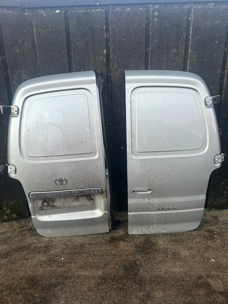 Toyota Hiace back doors