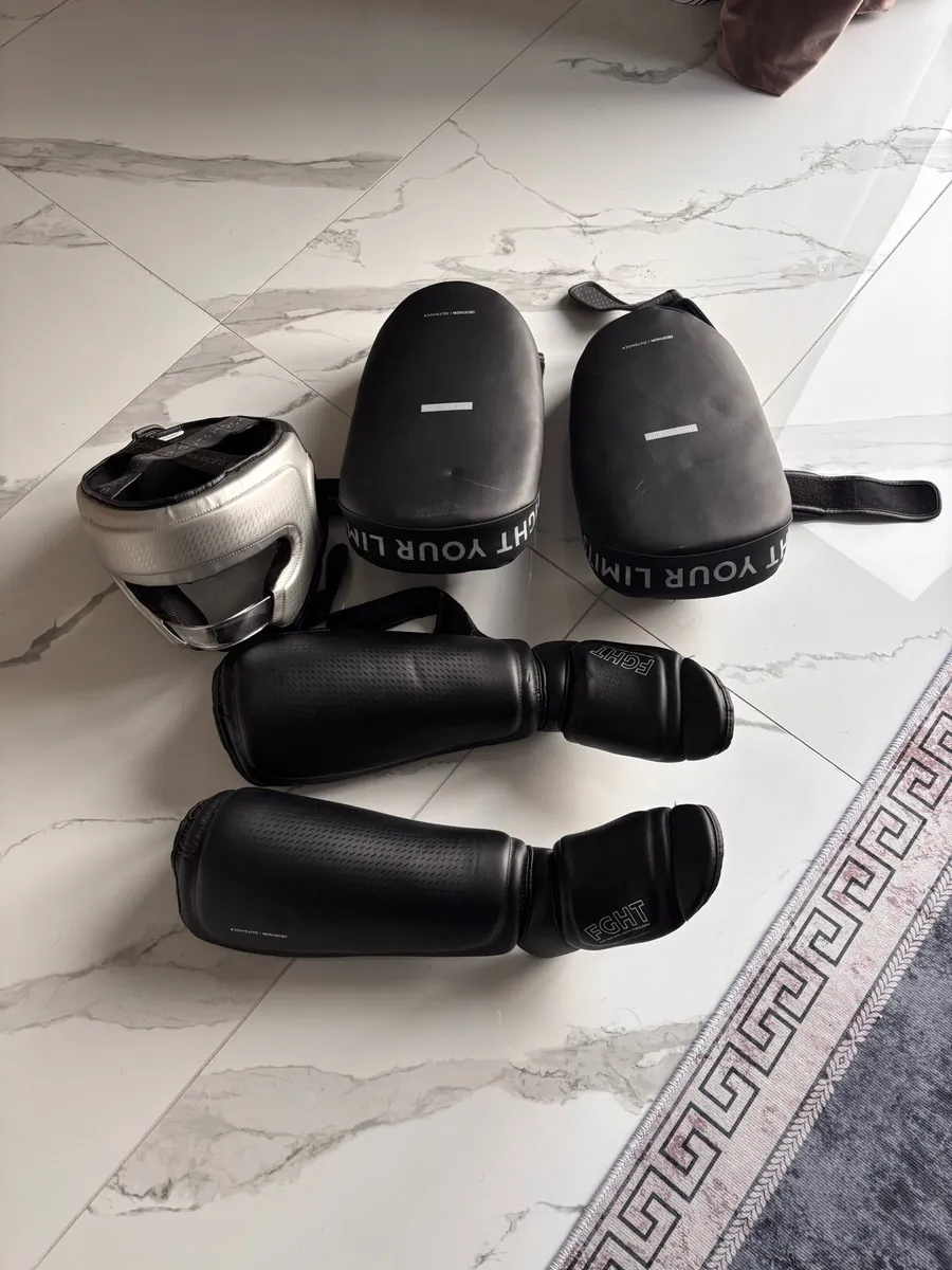 Boxing gear - Image 3