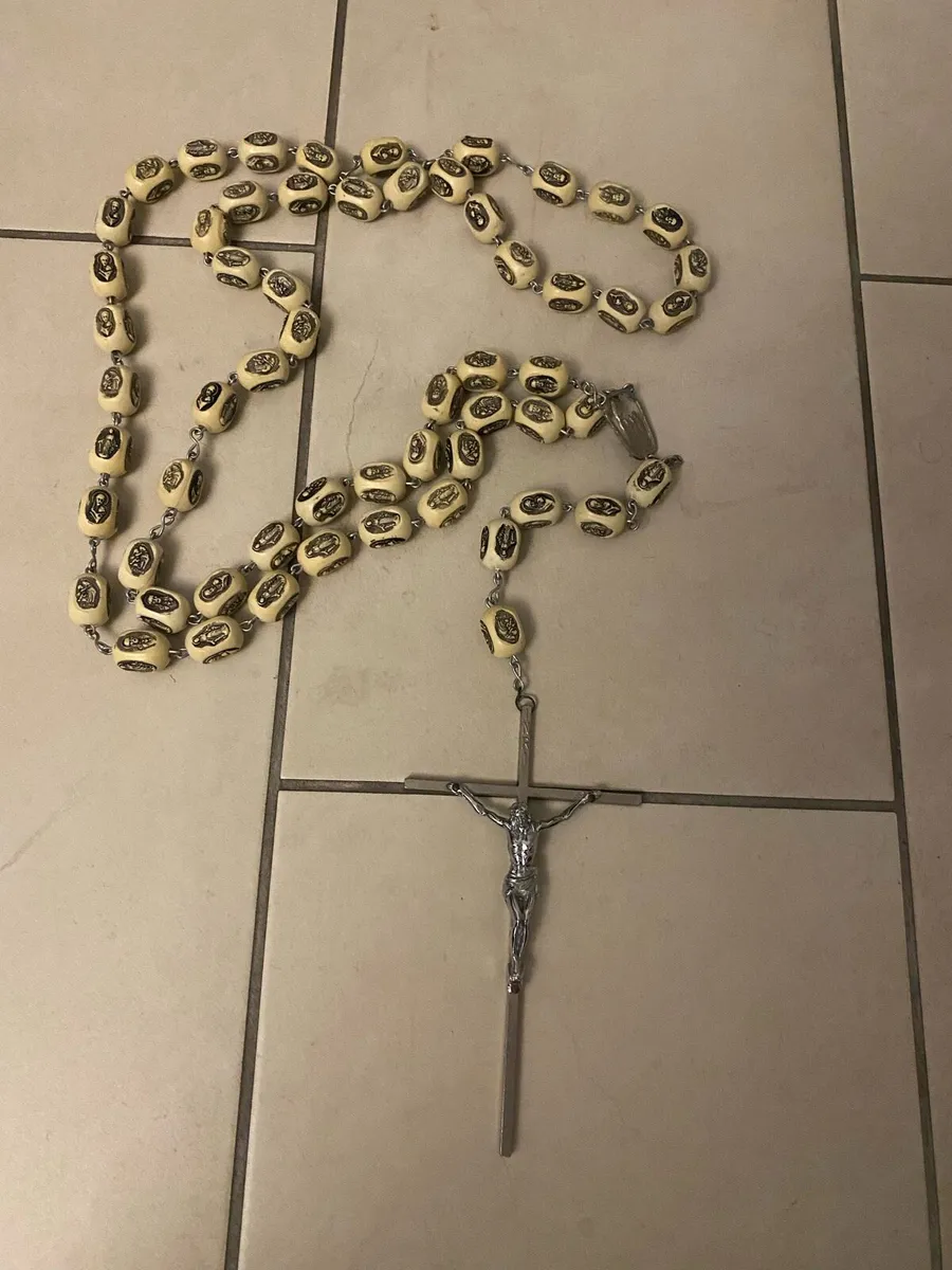 Very Rare Giant Size Rosary Beads - Image 1