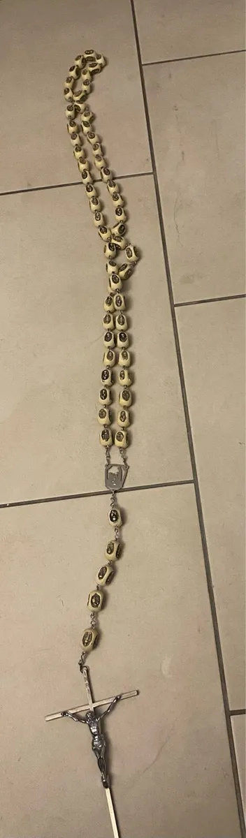 Very Rare Giant Size Rosary Beads - Image 2