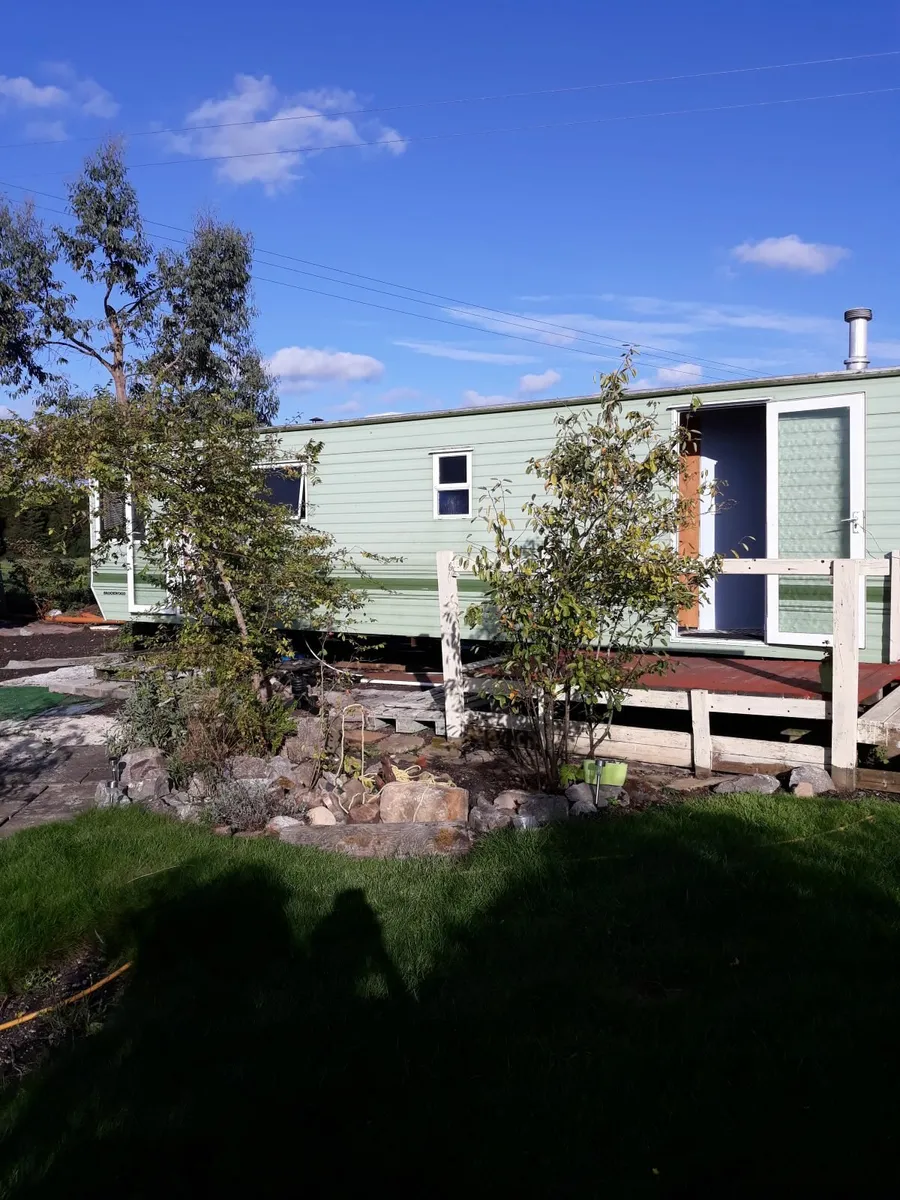 Mobile home - Image 1