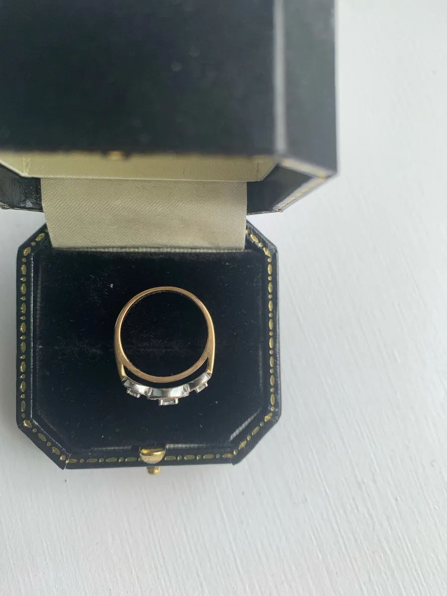 Diamond engagement ring - Image 3