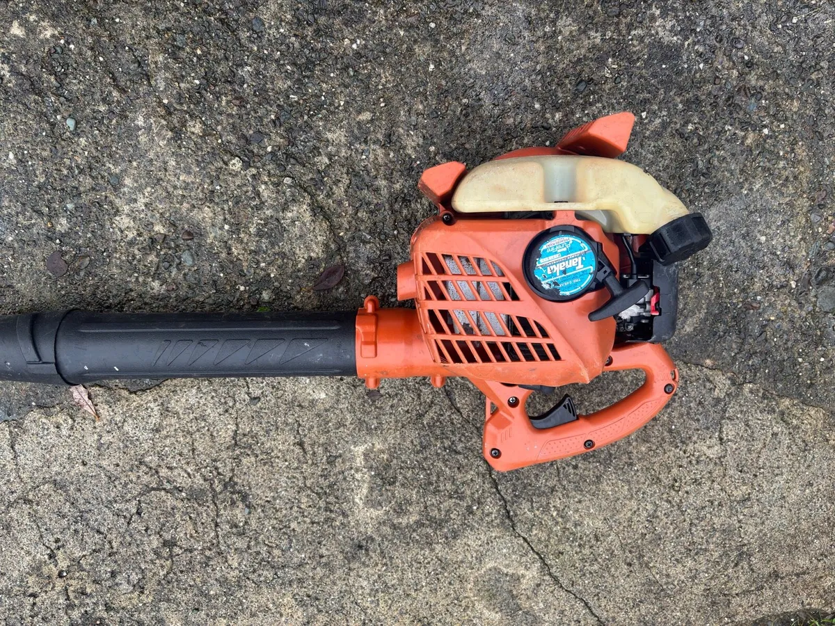 Tanaka leaf blower - Image 1