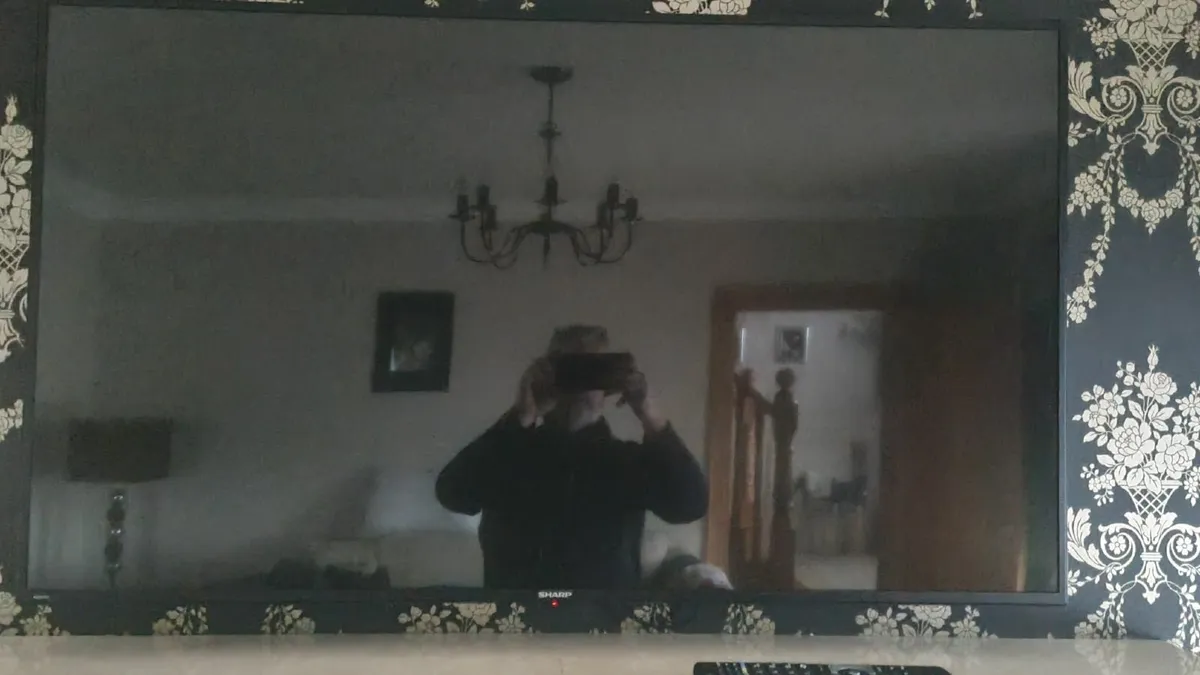 50" LCD TV - Image 1