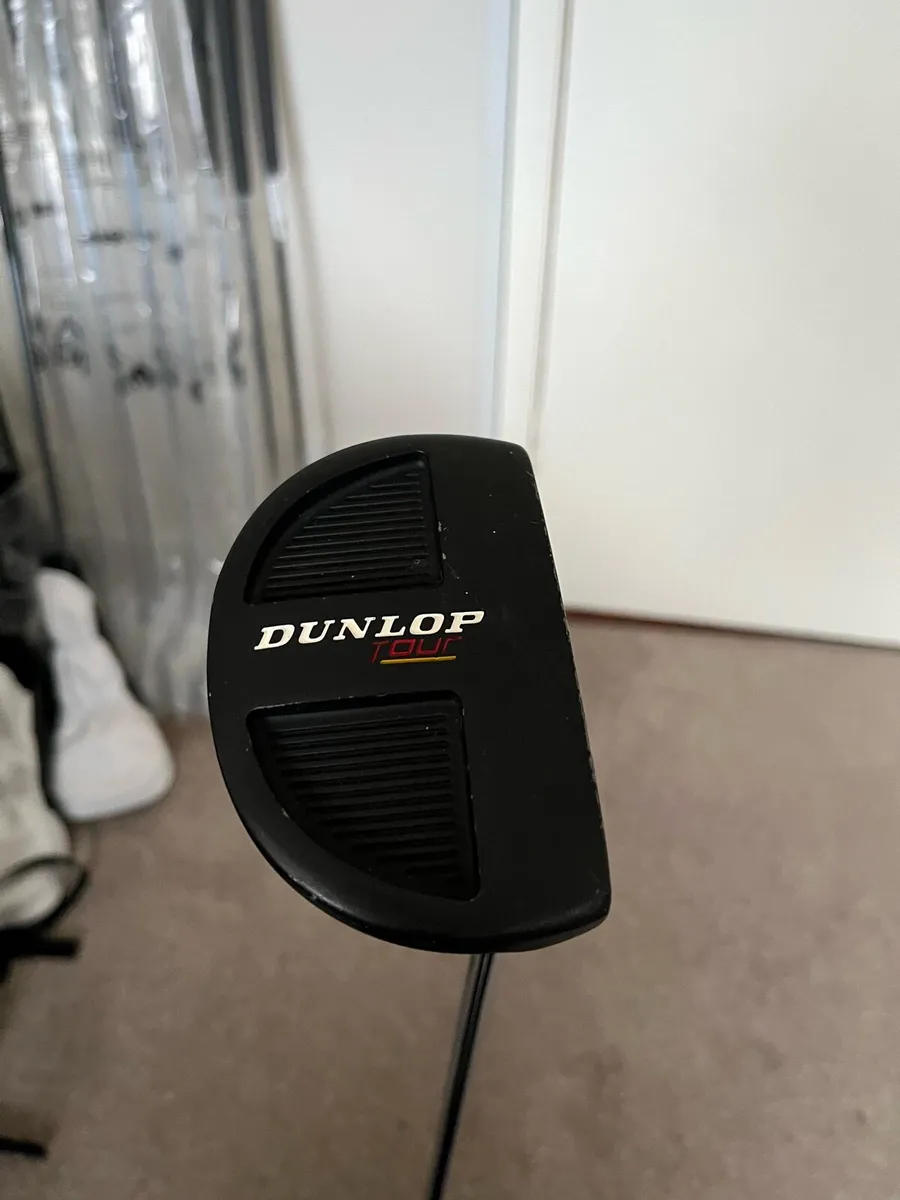Dunlop Tour Putter - Image 1
