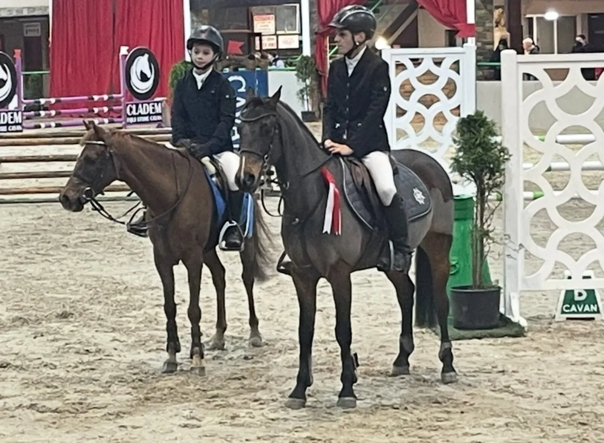 128 Super Star - Image 1