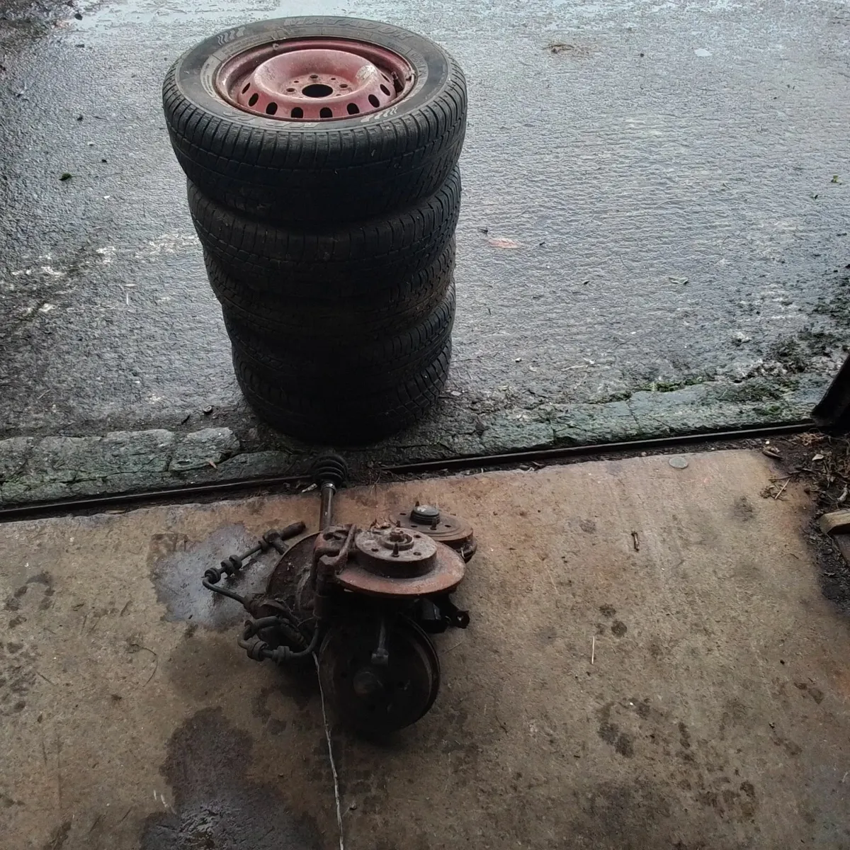 Fiat Hubs and Wheels