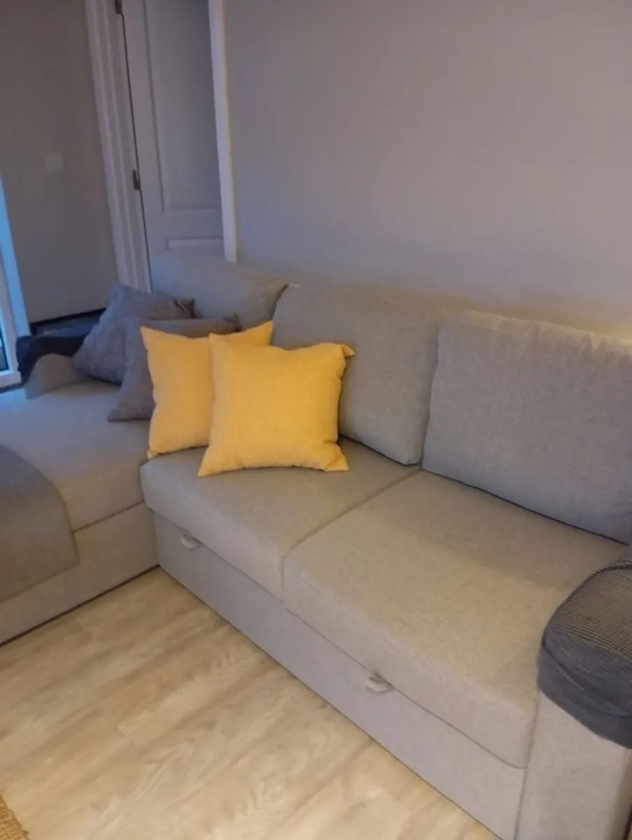 Barslov 3 seat sofa bed - Image 1