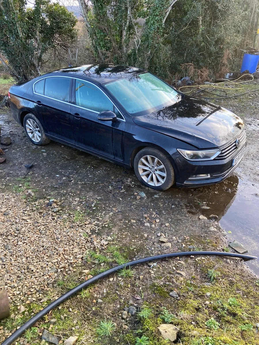 2016 passat 2.0 diesel - Image 1