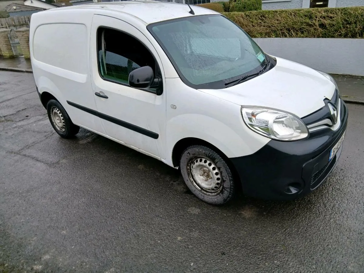 2016 Renault kangoo 1.5 dci cvrt and taxed - Image 2