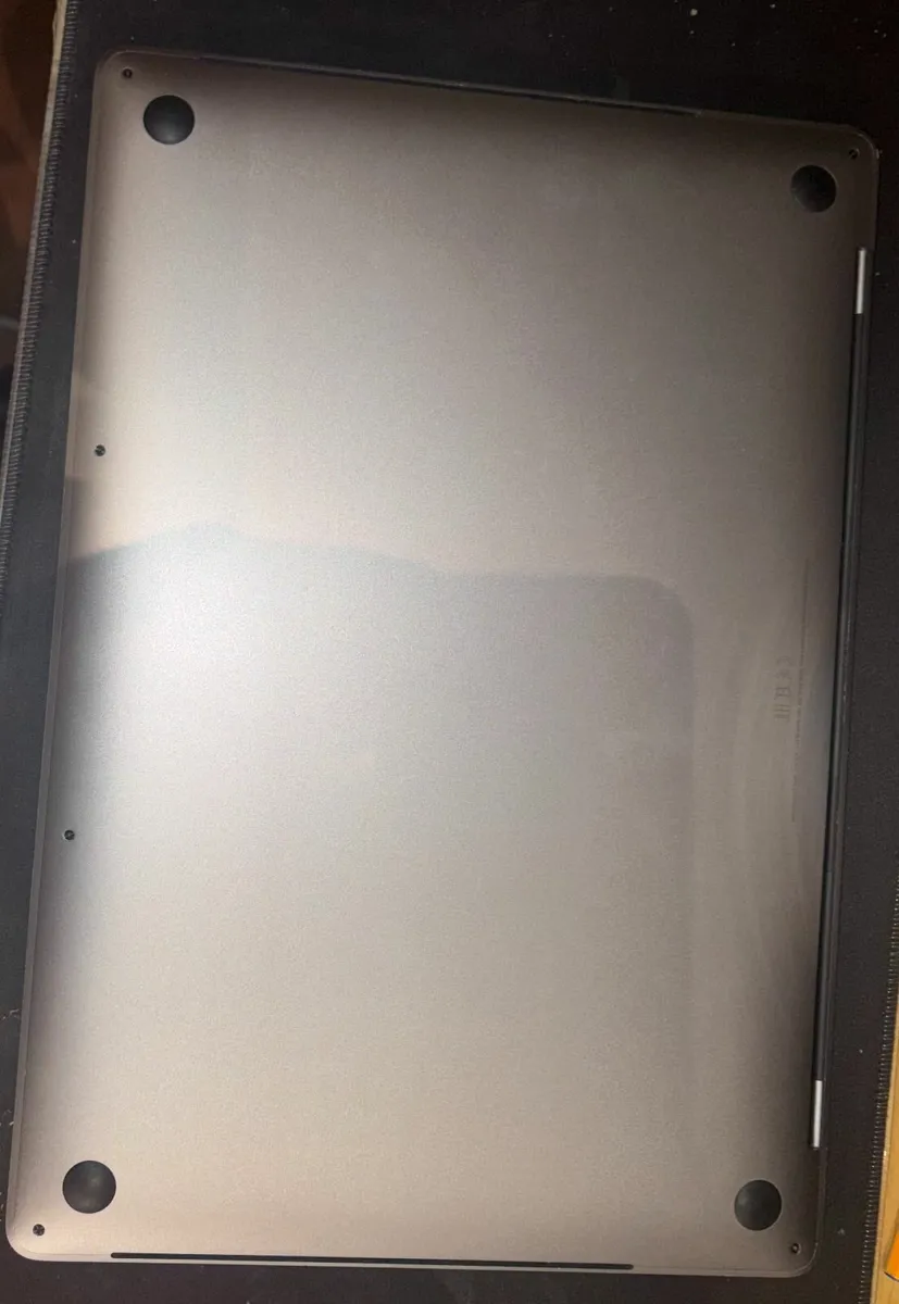 MacBook Pro 16-inch (2019) – i7, 16GB RAM, 500GB S - Image 3