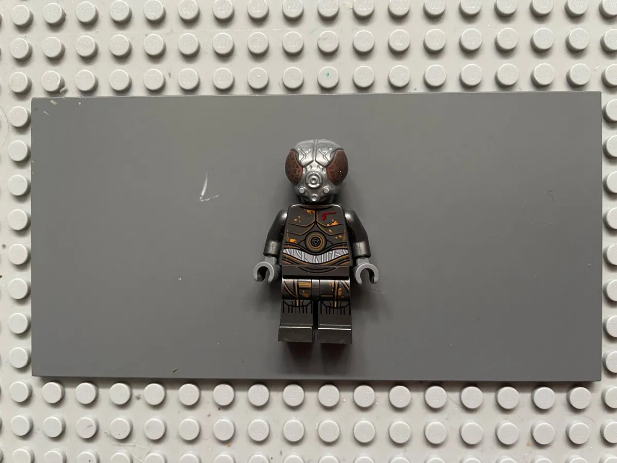 lego Star Wars sw0830  4-LOM minifigure - Image 1