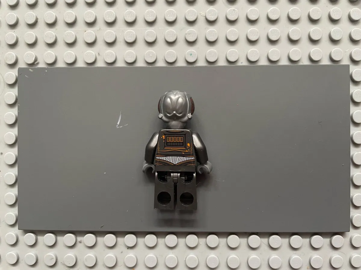 lego Star Wars sw0830  4-LOM minifigure - Image 2