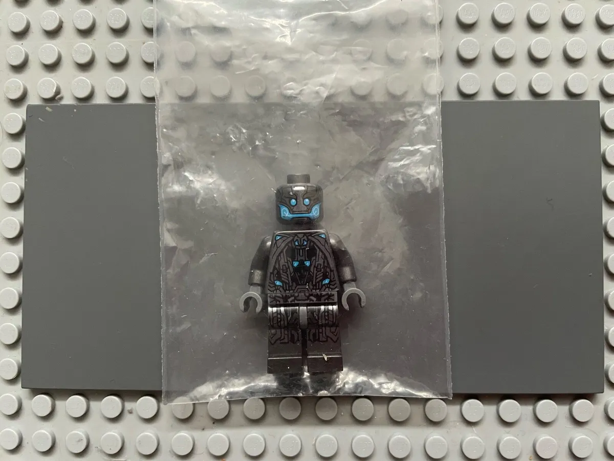 lego super heroes sh0166 Ultron Sentry minifigure - Image 3