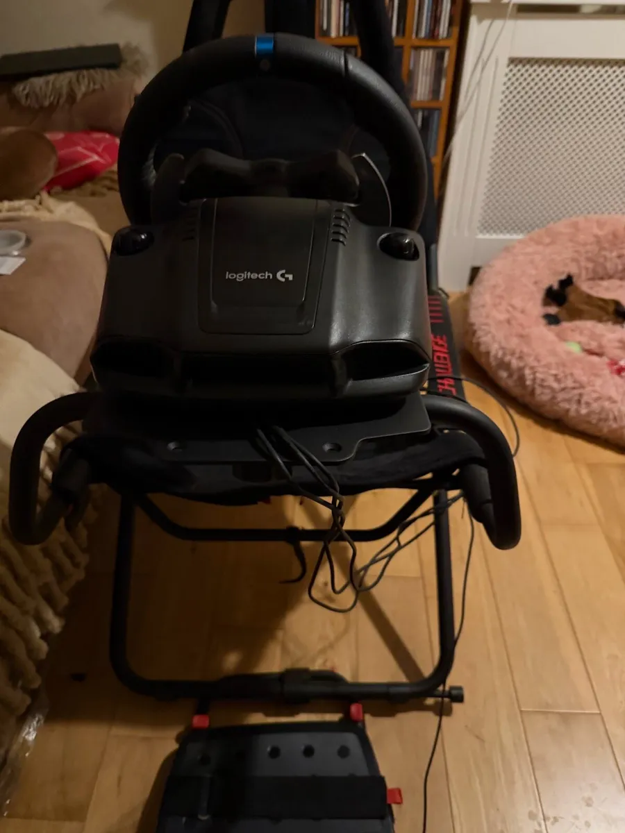 Playseat and Logitech g29 - Image 4