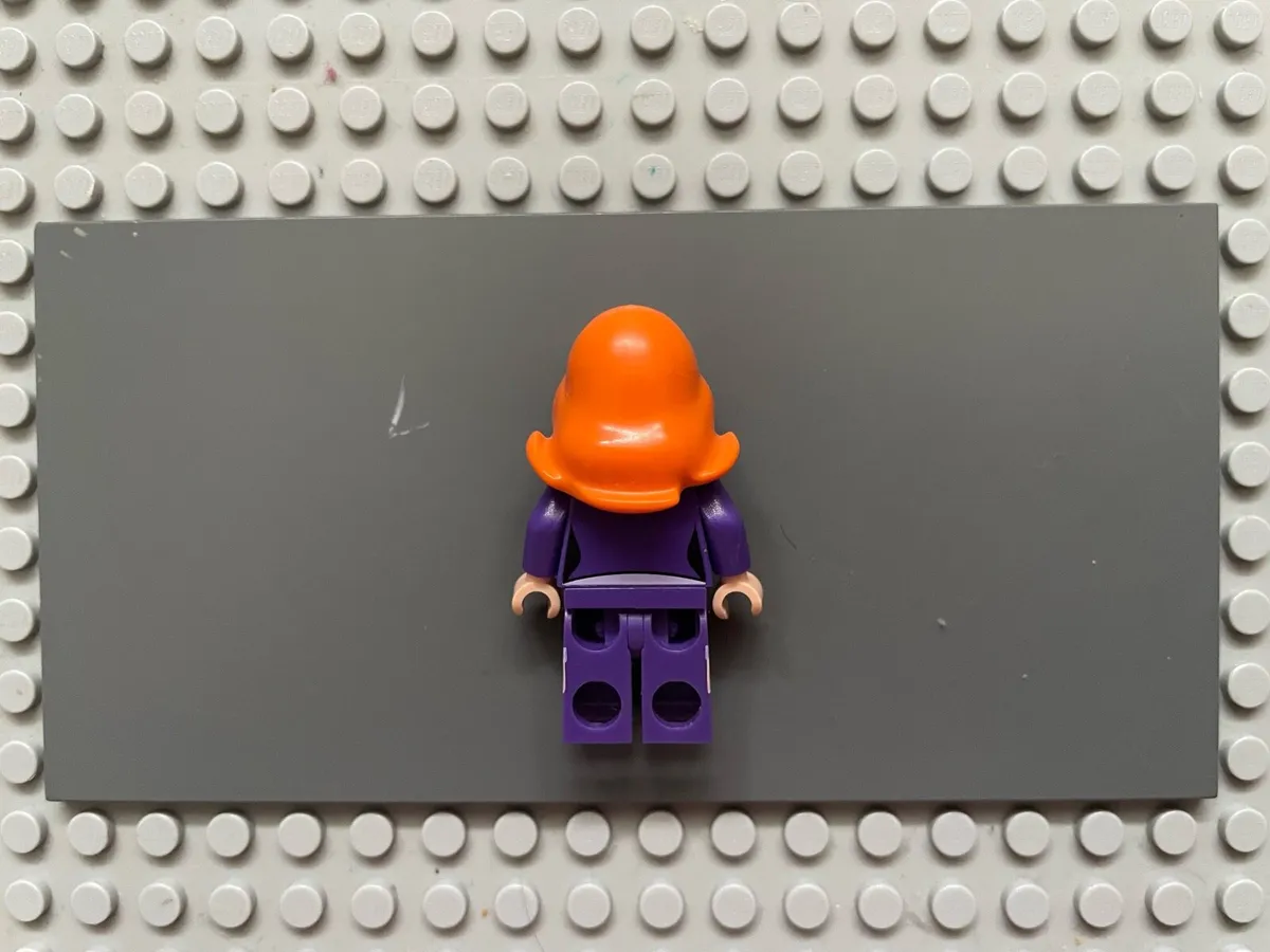 lego scooby doo scd004 Daphne Blake minifigure - Image 2