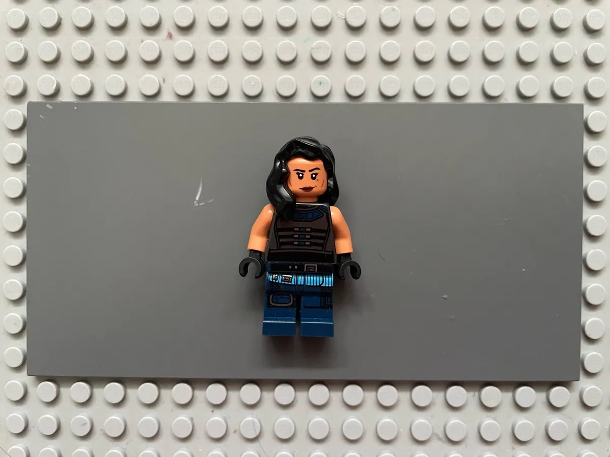 lego star wars sw1058 Carasynthia minifigure - Image 1