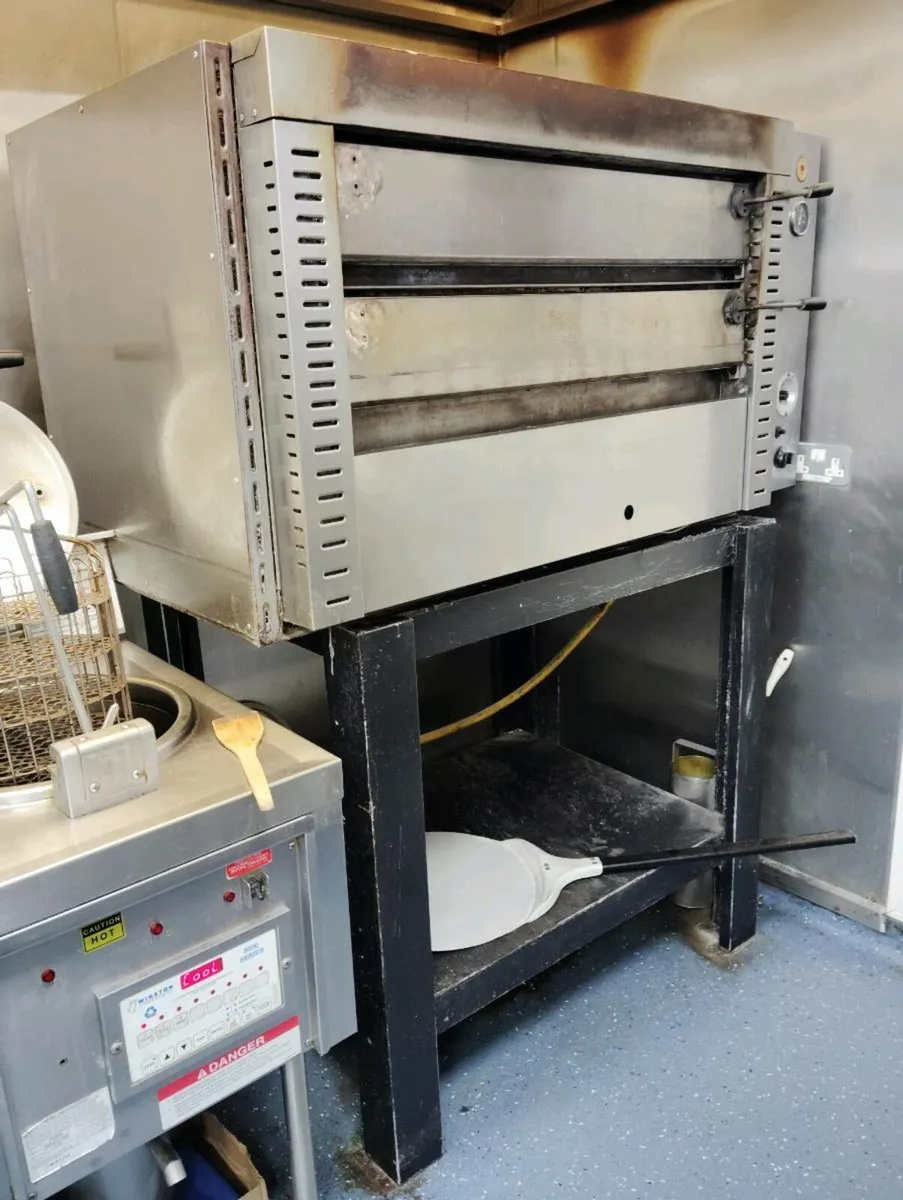 Pizza oven , pressure cooker for fried chicken, Ic - Image 1