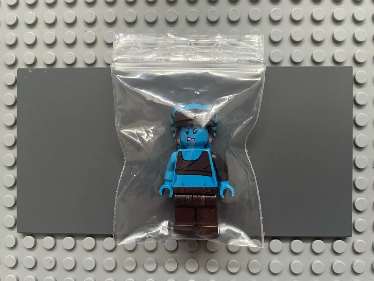 lego Star Wars sw0833 Aayla Secura minifigure - Image 3