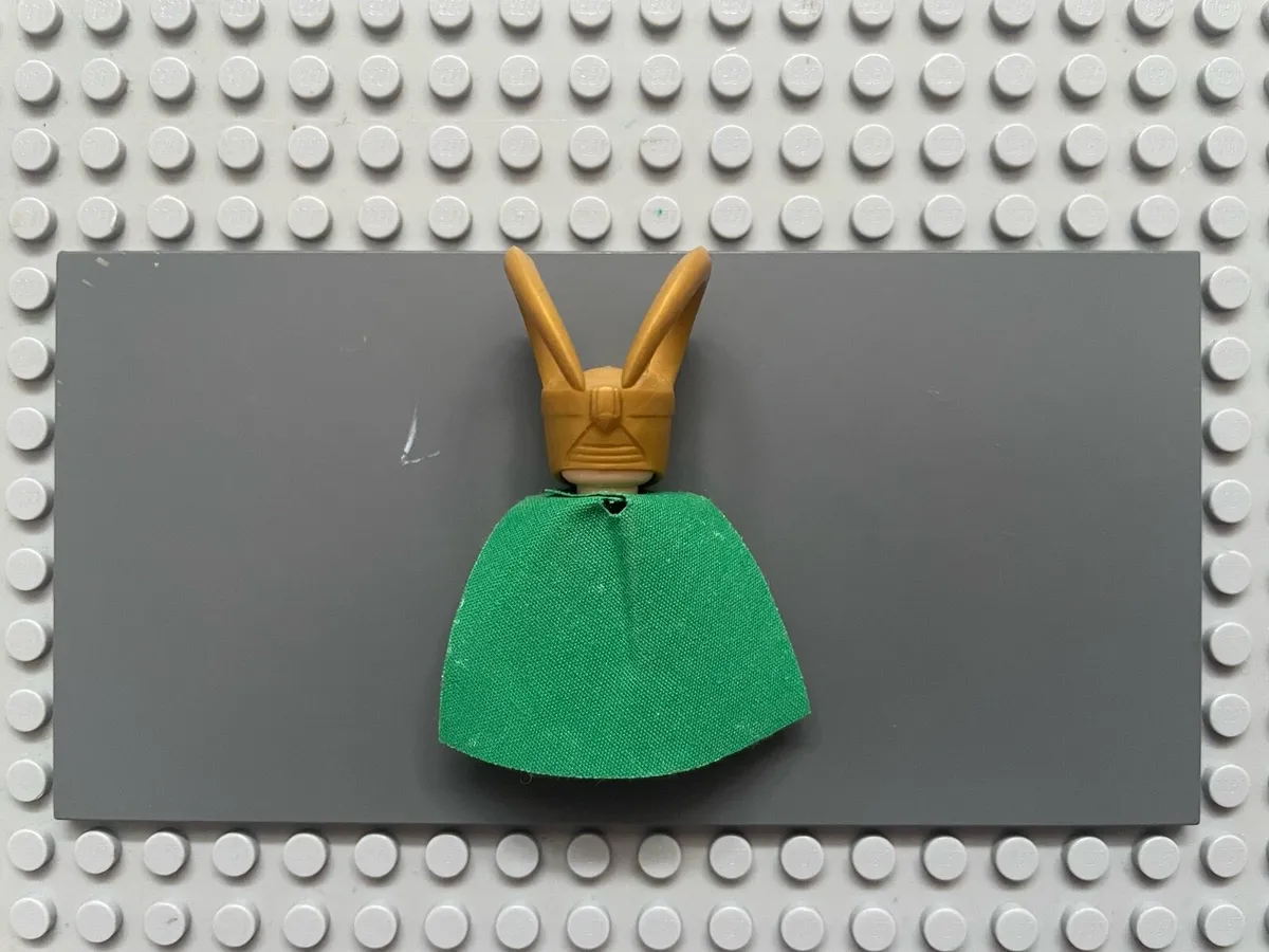 lego super heroes sh0033 Loki minifigure - Image 2
