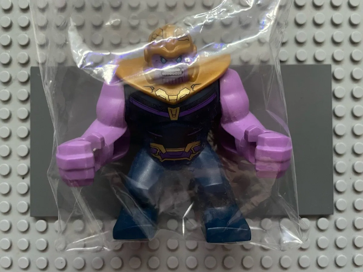 lego super heroes sh0504 Thanos minifigure - Image 3