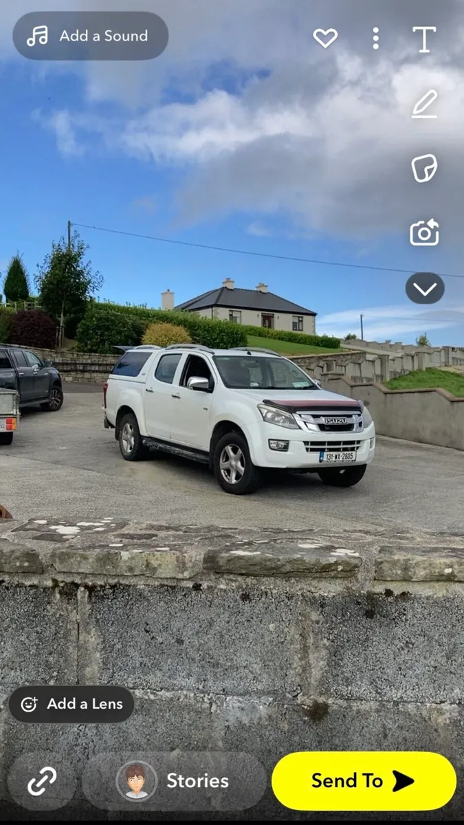 2013 Isuzu dmax - Image 1