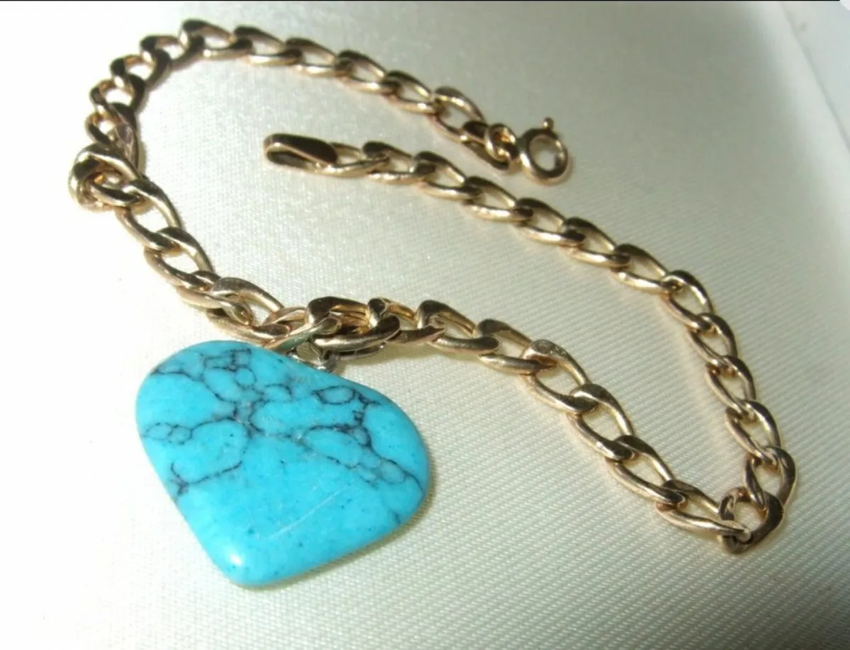 Vintage Hallmarked 14ct Gold Charm Bracelet - Image 4