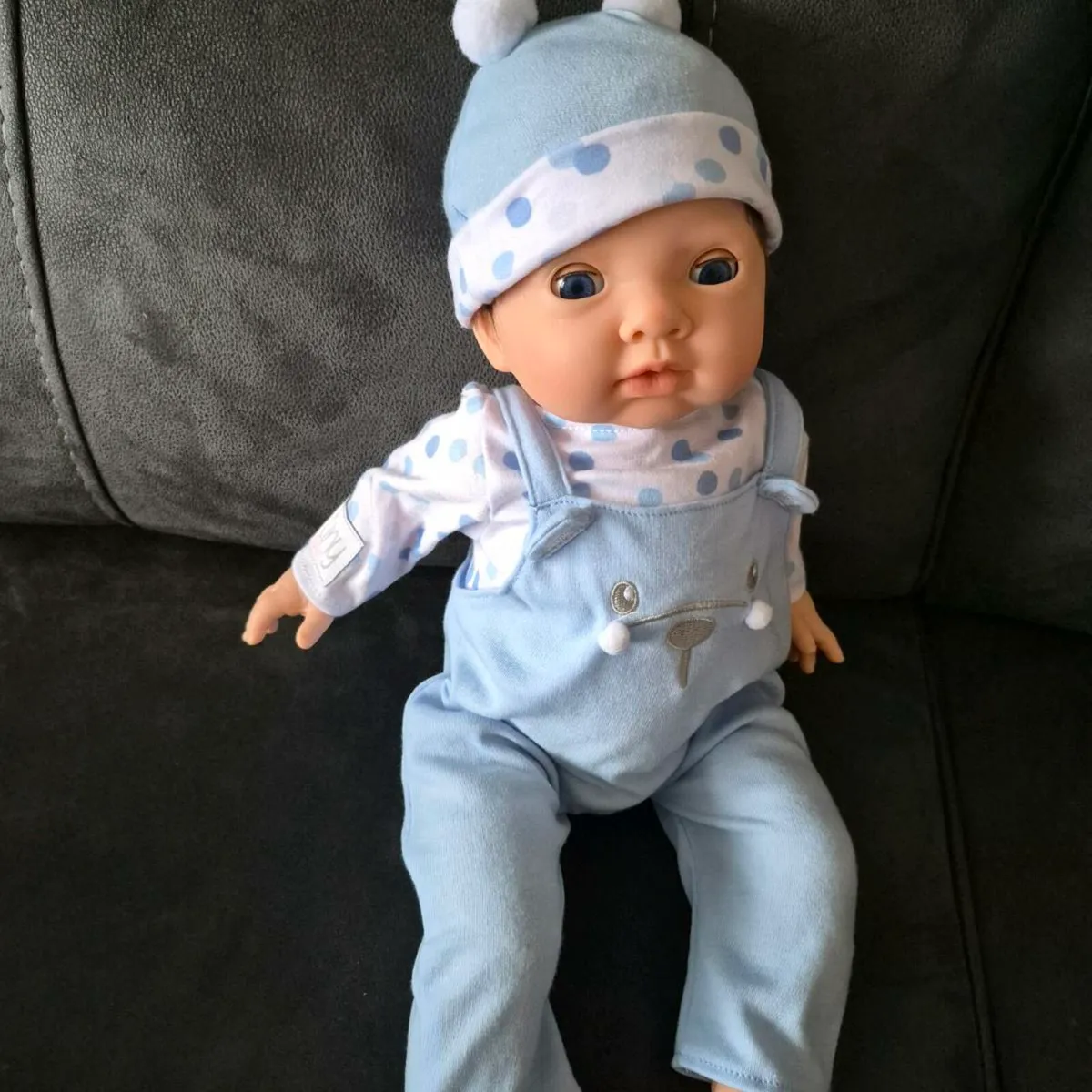 Tiny treasure doll - Image 1