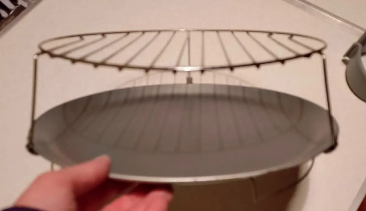 Light Metal Kitchen Tray (used). - Image 2