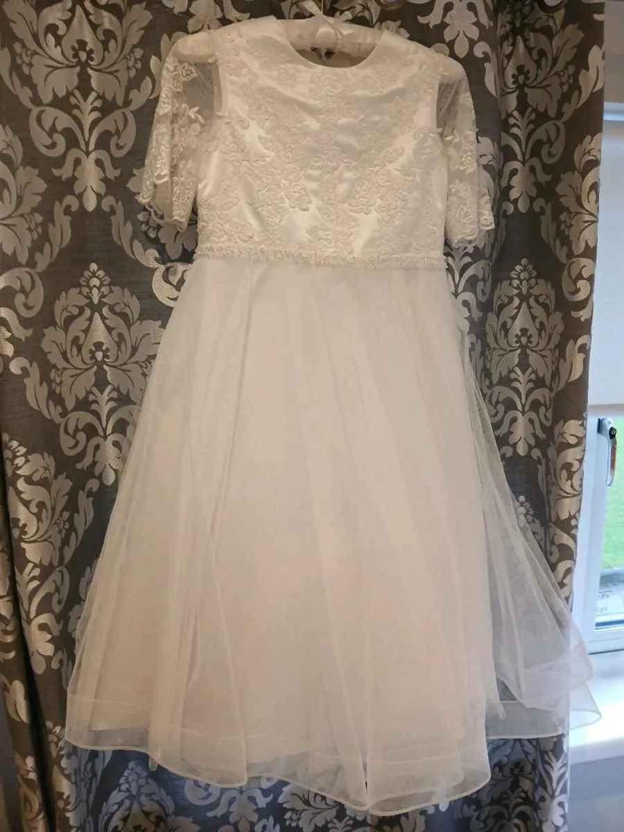 Communion dress - Image 1