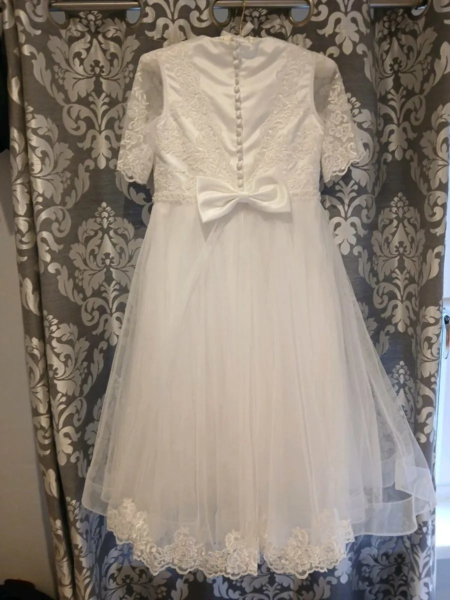Communion dress - Image 2