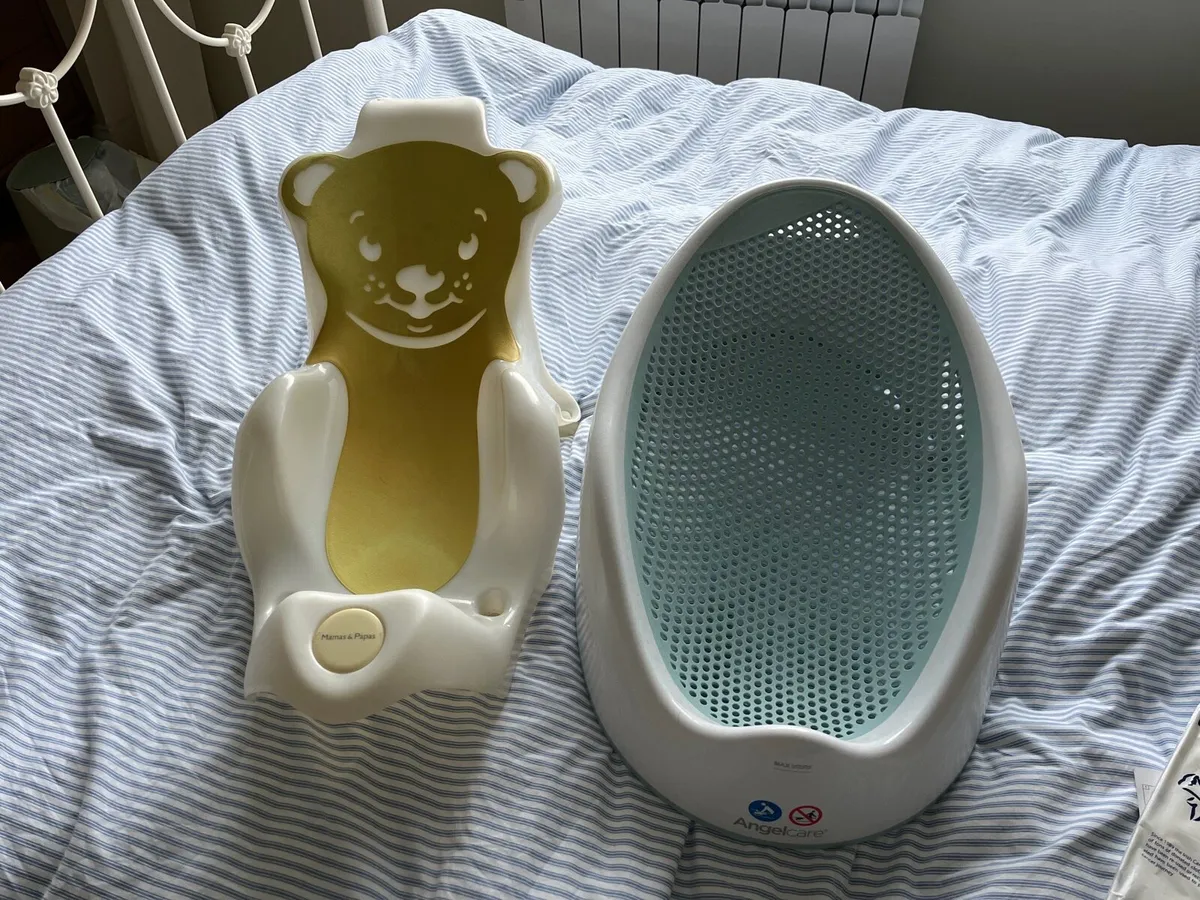 Baby bath support