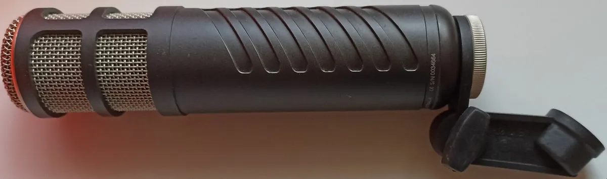 Rode Procaster Microphone & Rode PSM1 Shock Mount - Image 3