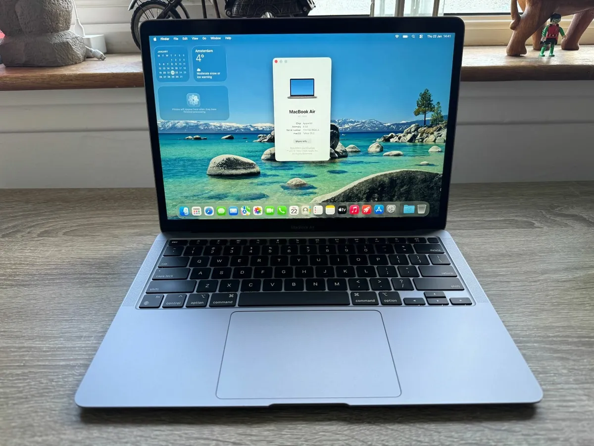 MacBook Air 2020 M1 13.3" Laptop - Image 1