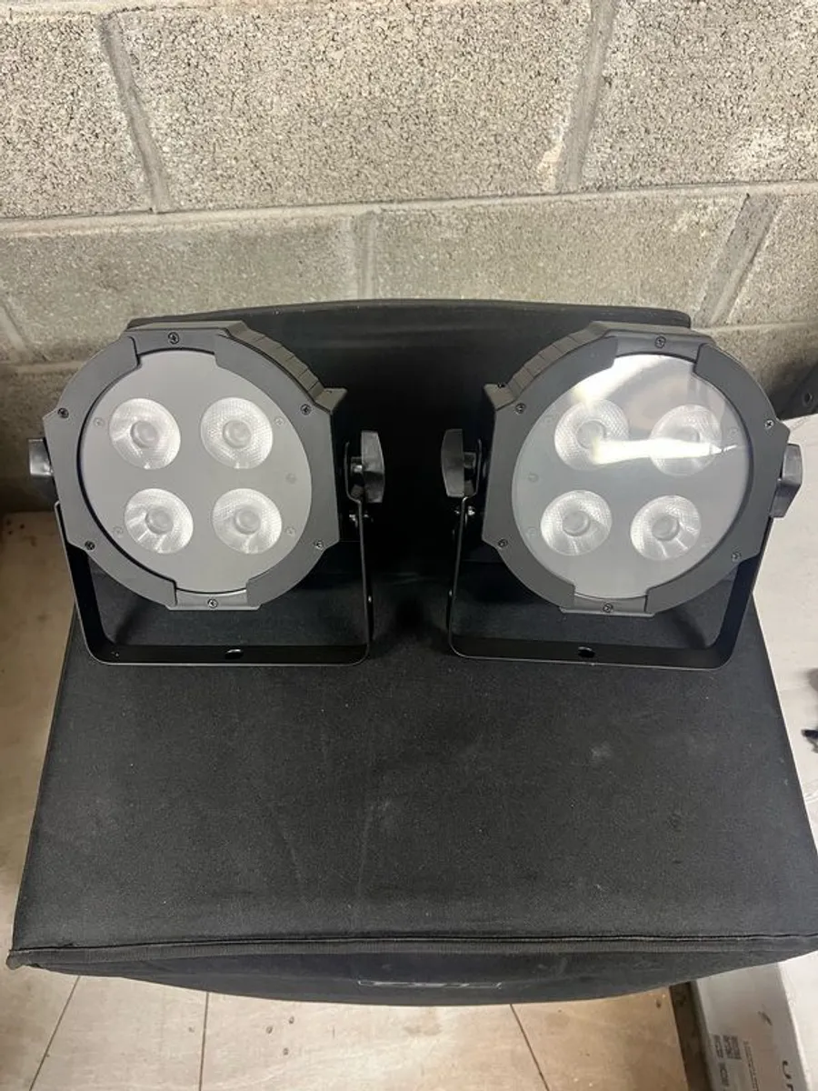 Eliminator Mega Hex L Par Lights ( Free Wall Washer included) - Image 1