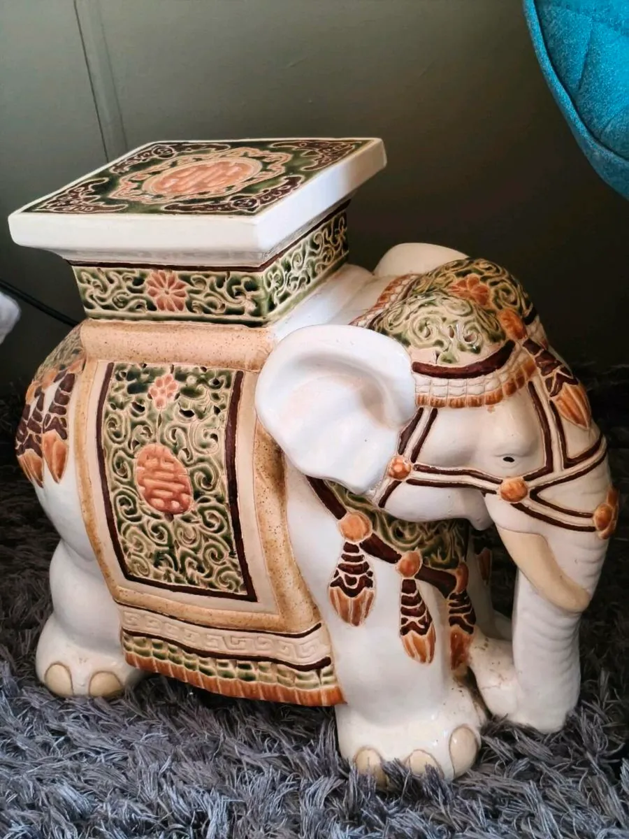 Selling my beautiful elephant 100 euro - Image 3