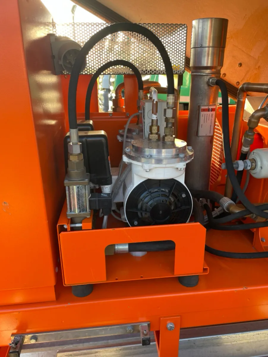 DILO  B140R01 SF6 GASS HANDLER UNIT TANDEM AXLE - Image 4