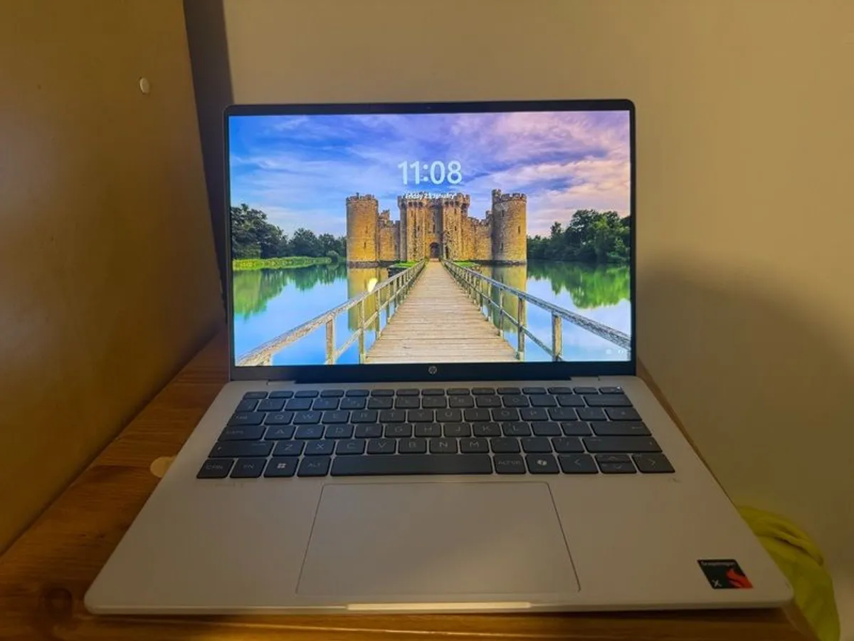 HP omnibook 5- SSD 512gb snapdragon - Image 3