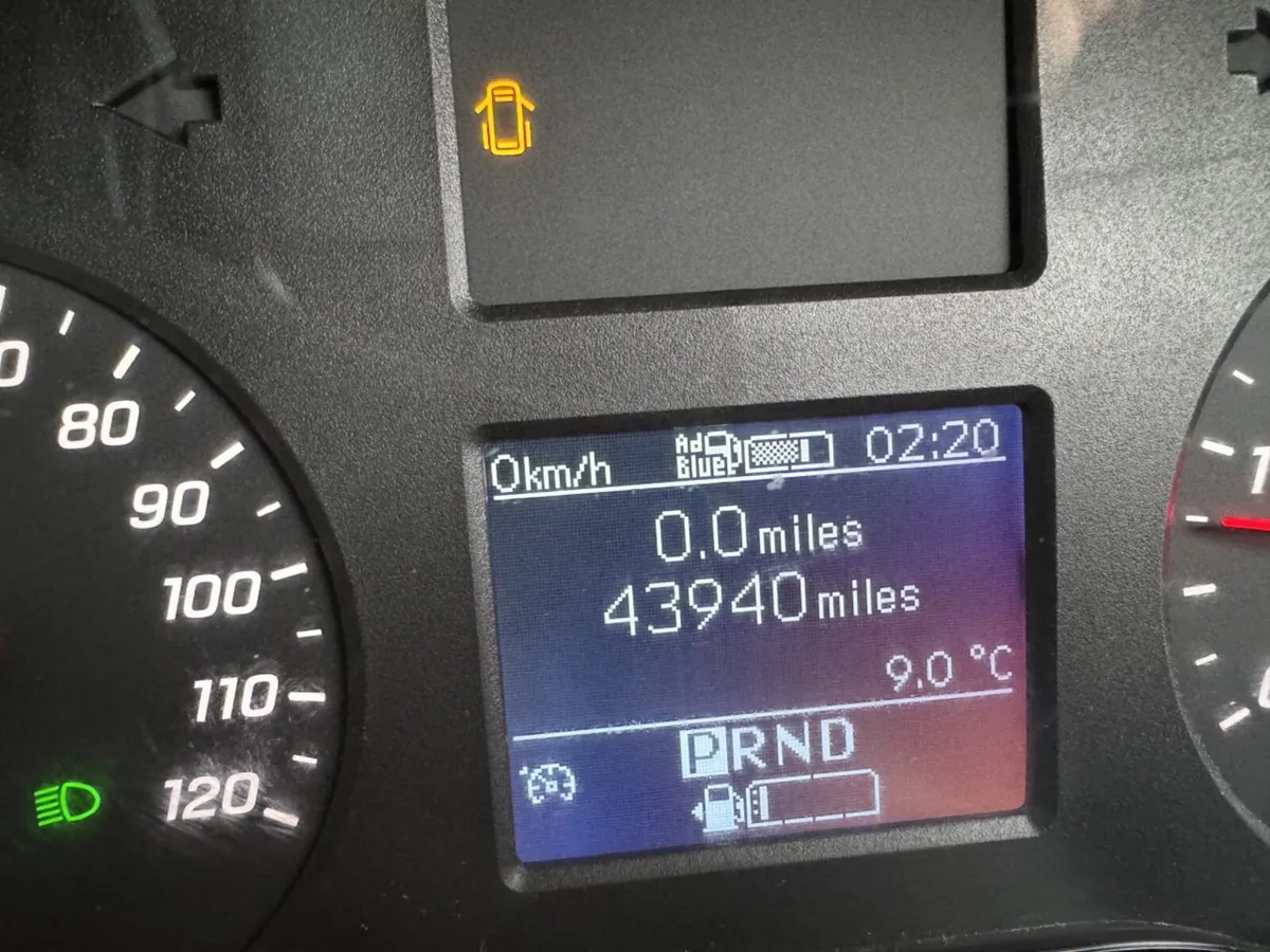 2020 Mercedes-Benz Sprinter Curtainsider Van - Image 4