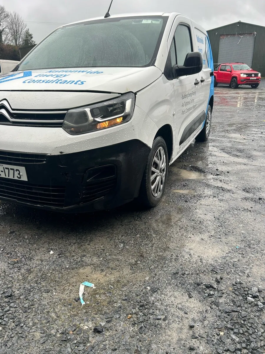 2020 Citroen berlingo 3 seater - Image 2