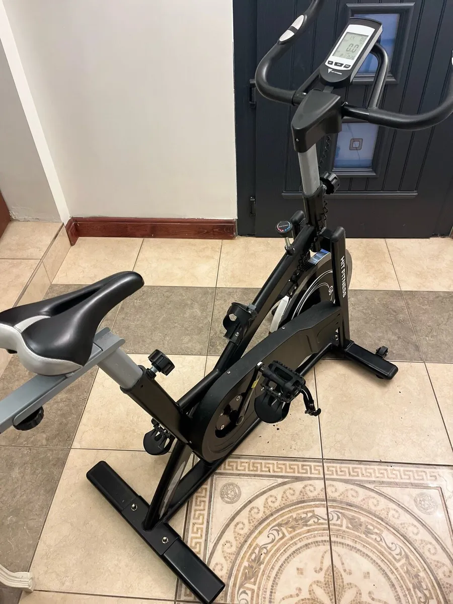 Exercise bike - Image 1