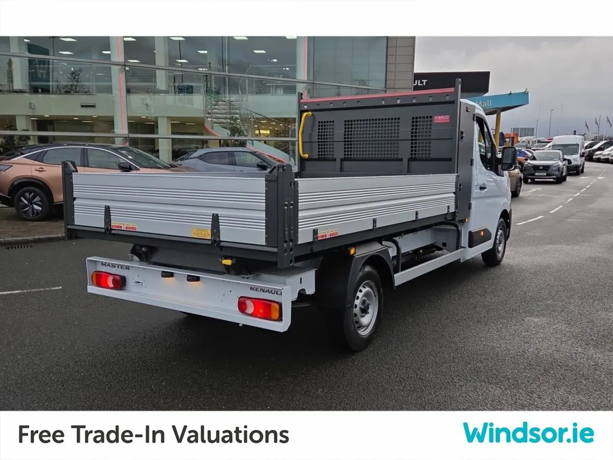 Renault Master *Call and speak to our Renault Pro - Image 3