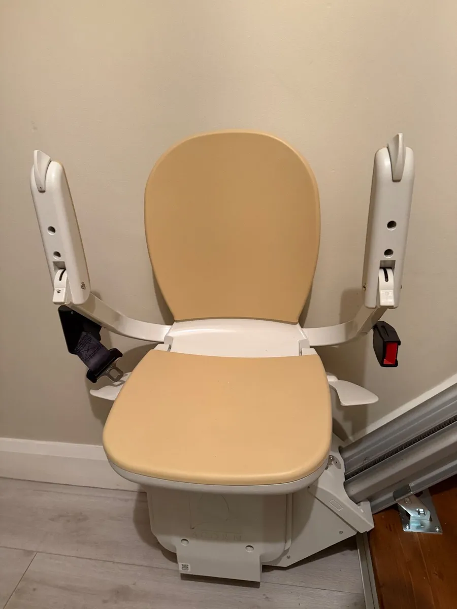 Chair lift - Image 2