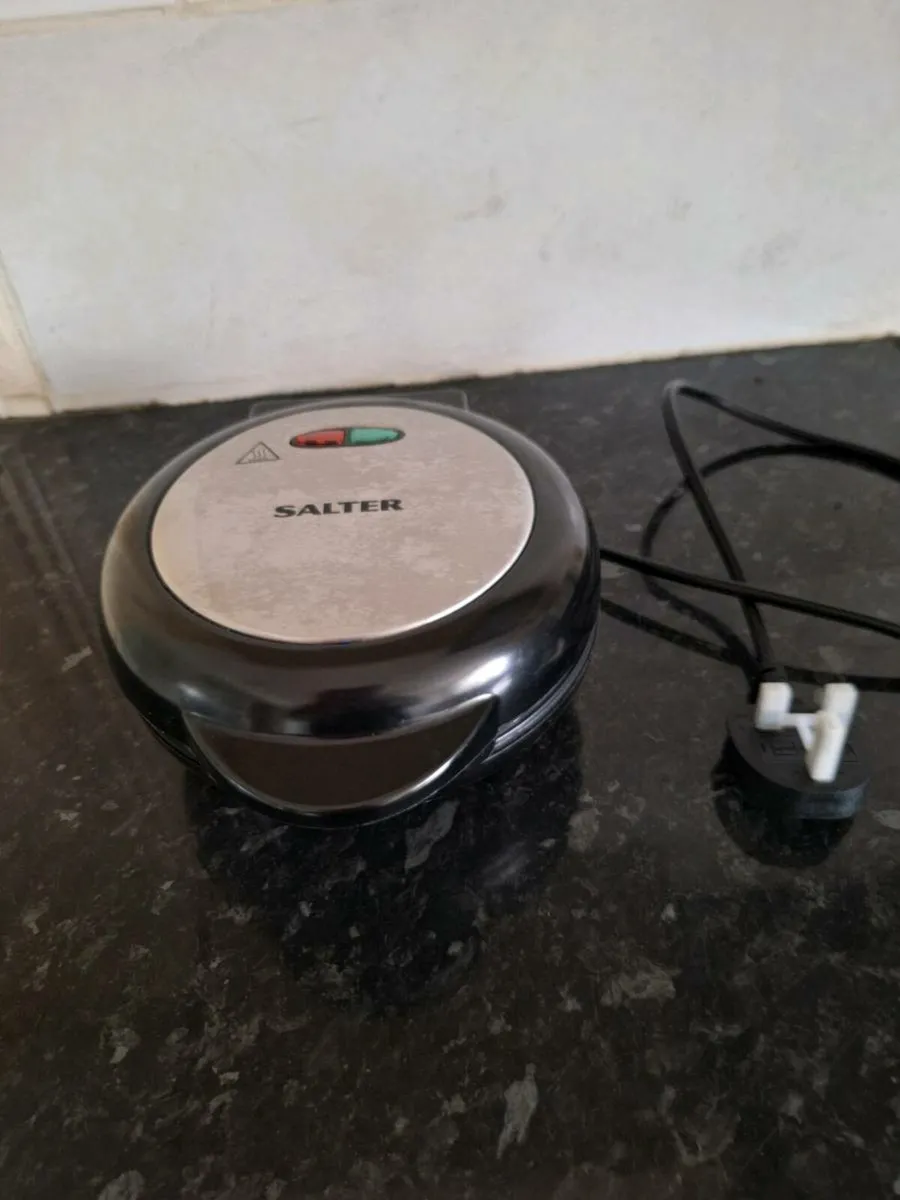 Salter omelette maker - Image 1