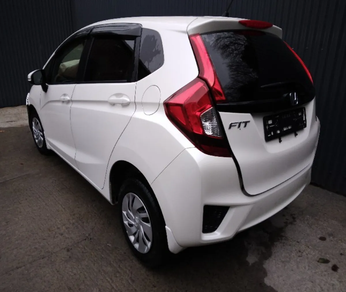 2016 Honda Fit For Breaking/Dismantling - Image 3