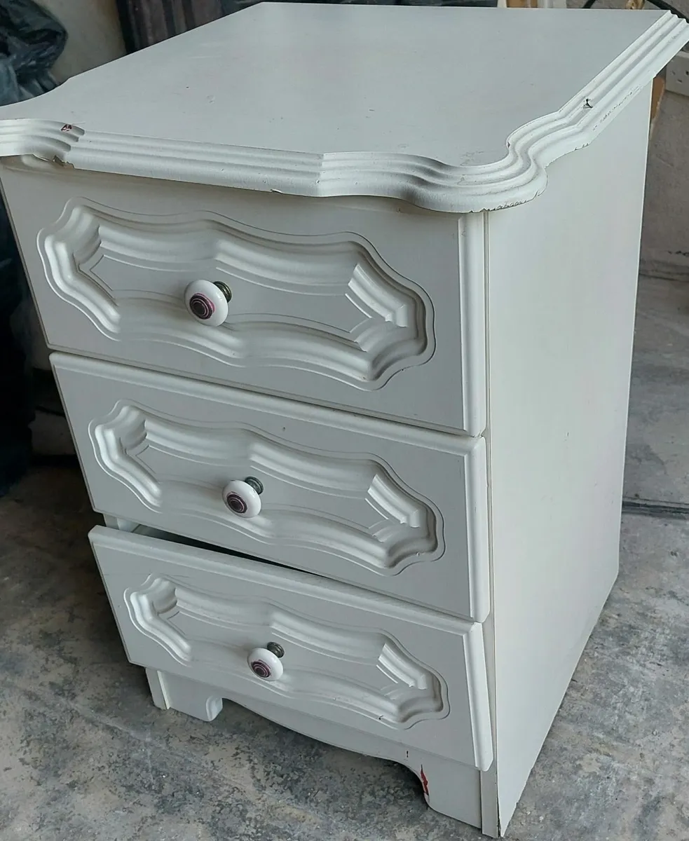 Bedside locker - free - Image 2